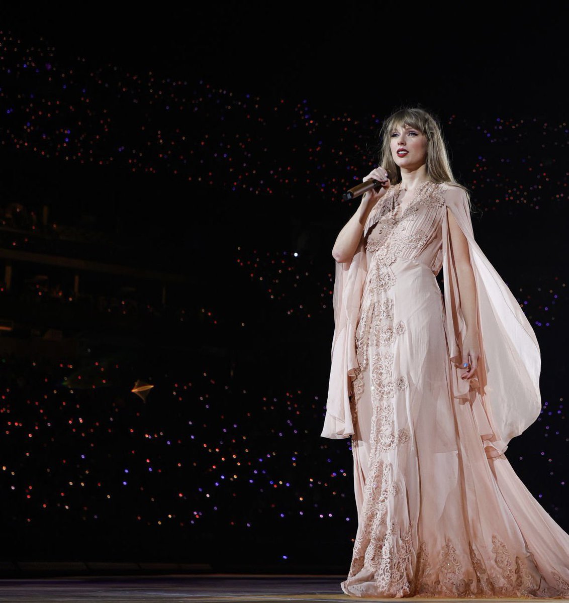 The Eras Tour tweet media