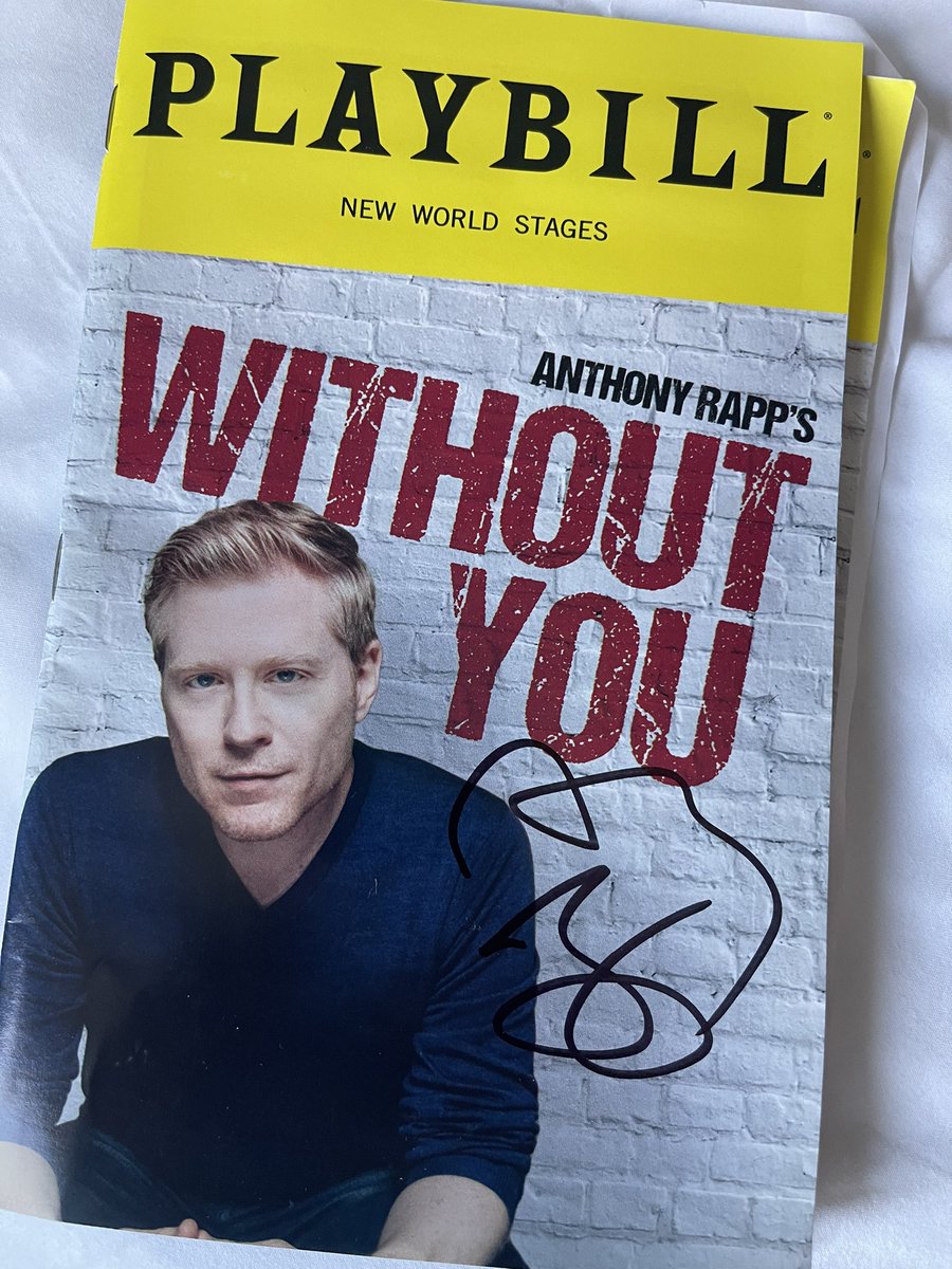 rachiarelli's tweet photo. Have you ever been so completely and utterly overwhelmed by emotion that you don’t know what you’re feeling?

That’s what it feels like to watch @albinokid’s #withoutyou and is what theatre was made for.

A must see for #RENT loyalists and newcomers alike. https://t.co/v5miRujx4l