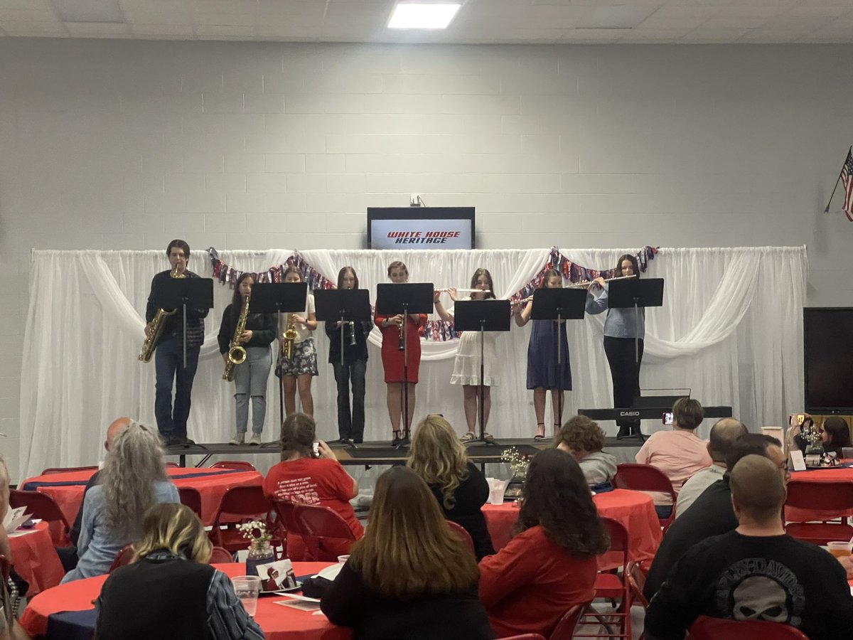 RCSTN_Fine_Arts's tweet photo. Great Pastapalooza event tonight @whhhspats. The @WHHeritageBand put a big dent in their uniform fundraising efforts and there were some great chamber performances. #WeAreRCSTN #RobCoMusic https://t.co/4IGzL5yUbM