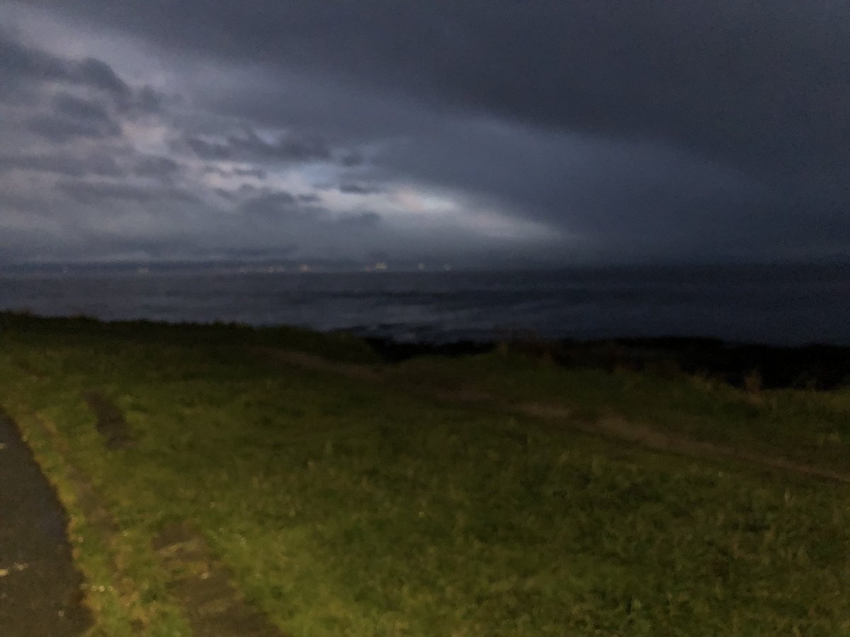 WTF_YYJ (@wtf_yyj) on Twitter photo One car blocking the turnaround because they want to look out at what’s left of the sunset. Zero peds sitting in benches. What a waste of space. Fix Clover Point. #yyj #yyjpoli <a href="/SaveCloverPt/">Clover Point</a> <a href="/Adam_Stirling/">Adam Stirling 11am-3pm Weekdays</a> One car blocking the turnaround because they want to look out at what’s left of the sunset. Zero peds sitting in benches. What a waste of space. Fix Clover Point. #yyj #yyjpoli <a href="/SaveCloverPt/">Clover Point</a> <a href="/Adam_Stirling/">Adam Stirling 11am-3pm Weekdays</a>