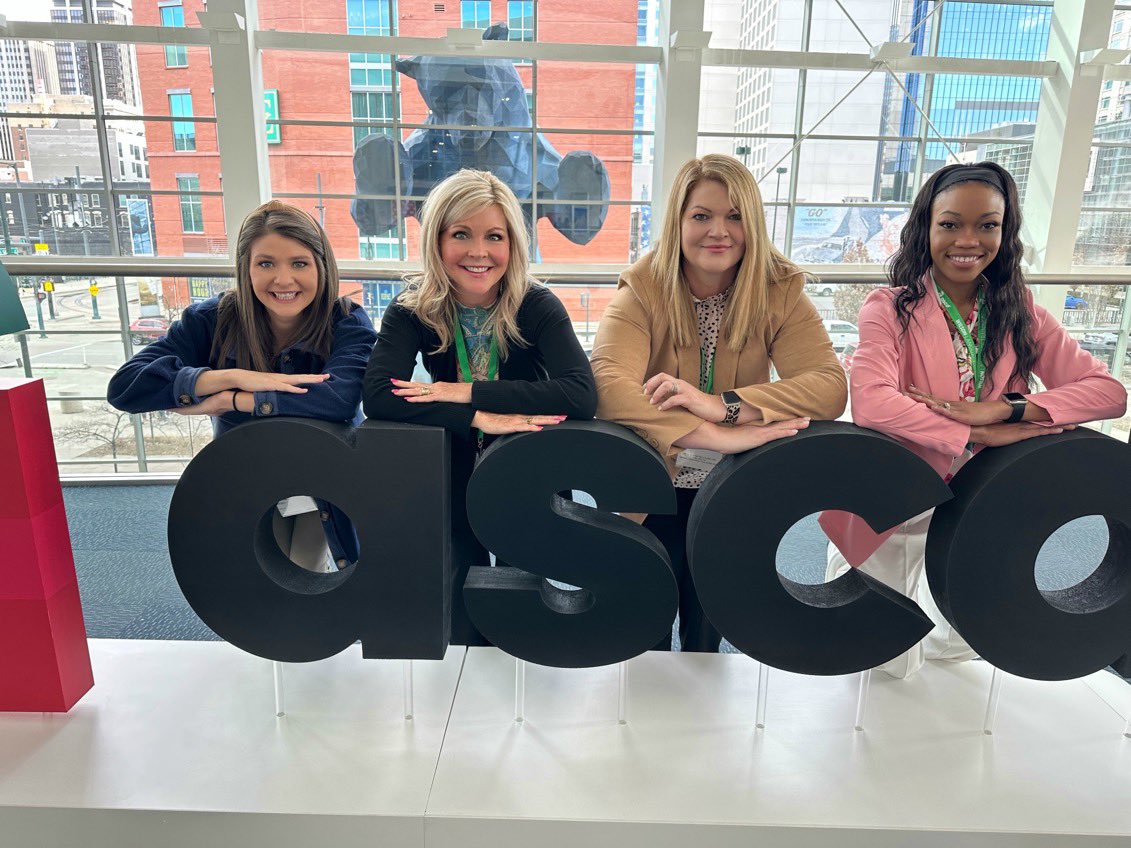 VAoftheArts's tweet photo. EMBRACE YOUR PASSION! #PANDANATION is passionate about #Leading #learning and  #serving Be a learning PIONEER! Elevate your students” learning! @ASCD @BibbSchools  @TheLeaderinMe https://t.co/i6u4o5aInN
