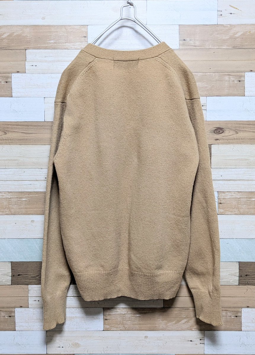 mercari2021's tweet photo. 4月になり、春を感じます🌸本日のおすすめ品【EASTBOY】のラムウール　100 ％Vネックカーディガンです☺
ラムウールはすごく風合いが良くて着心地良いです🐑
https://t.co/w8TCi82PB0
#EASTBOY
#イーストボーイ
#カーディガン
#ロゴ刺繍
#ベージュ
#レディース
#フリーサイズ
#スクール
#定番
#Vネック https://t.co/bWRHUNmoEw