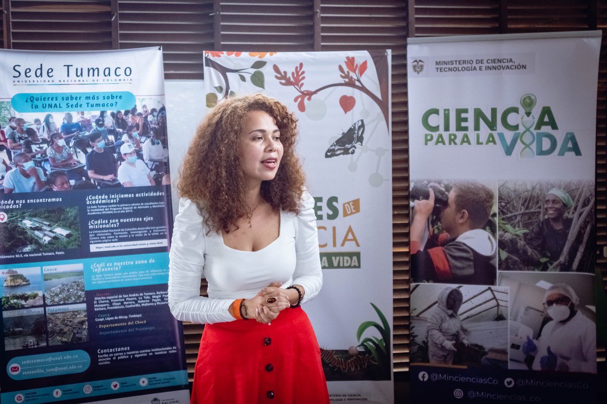 Clubes de Ciencia Colombia tweet media