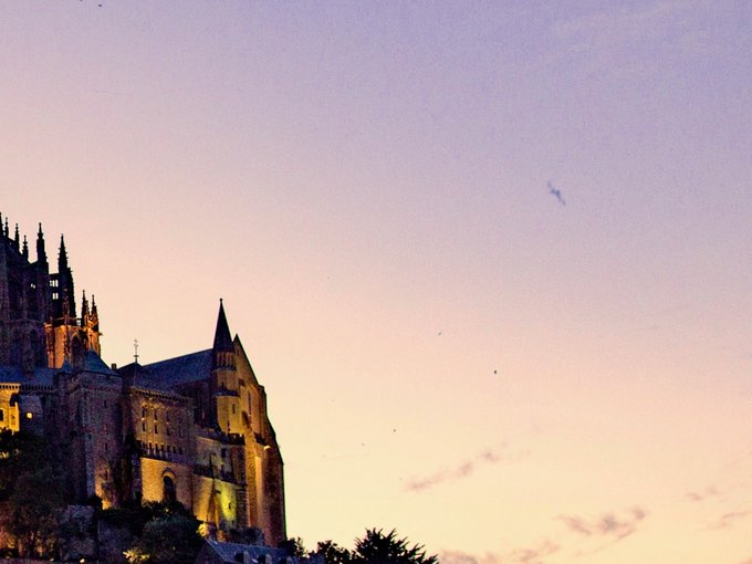 4月、新年度ですね。今月の意気込みを全体公開でFANBOX&amp;Fantiaに載せております。成人向けの内容なのでご注意を。珍しくかなり真面目な内容です。
https://t.co/cbtMGfxohn
https://t.co/kCaaeSMsEr 