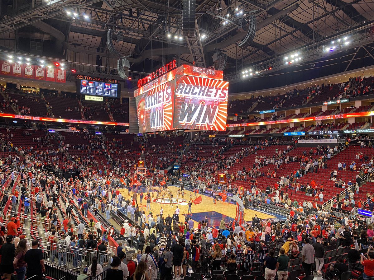 We hope everyone had a great time at SHSU Night with the Houston Rockets! Congrats on a great win! 

#SHSU