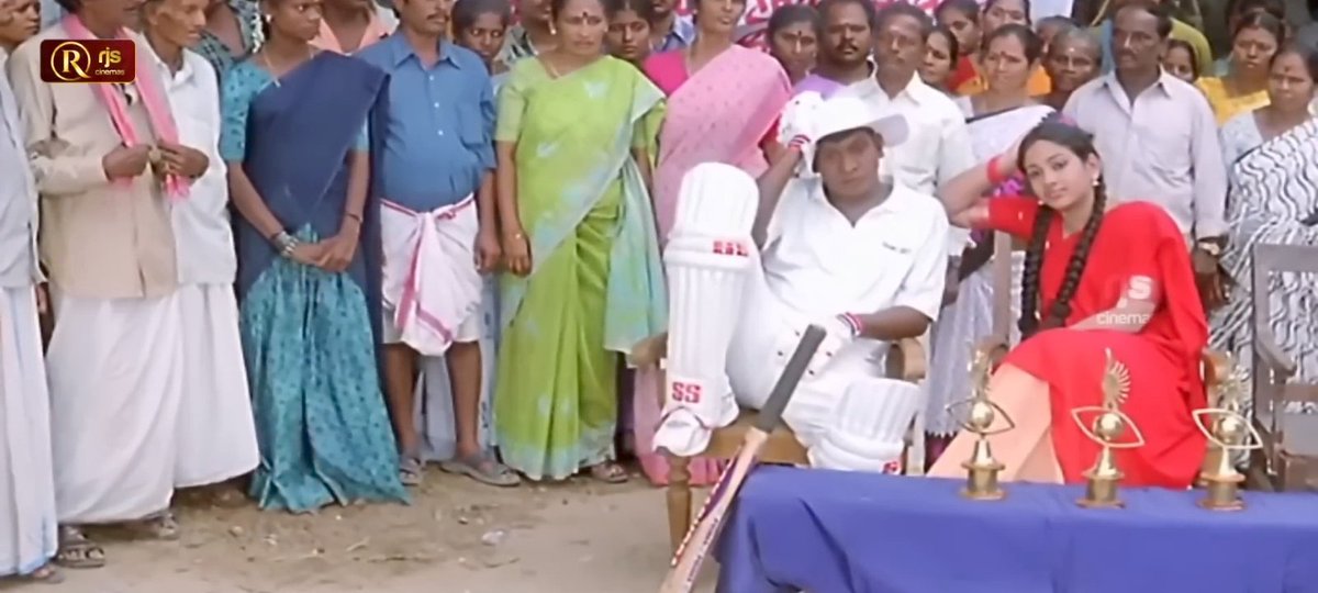 MukeshTVK_'s tweet photo. @rameshlaus @urstrulyMahesh @NameisNani @KeerthyOfficial @Dheekshiths @odela_srikanth @Music_Santhosh @NavinNooli @sathyaDP #Rajinikanth fans superstar #Mobbu
🤣 https://t.co/fiUmtxjvvc