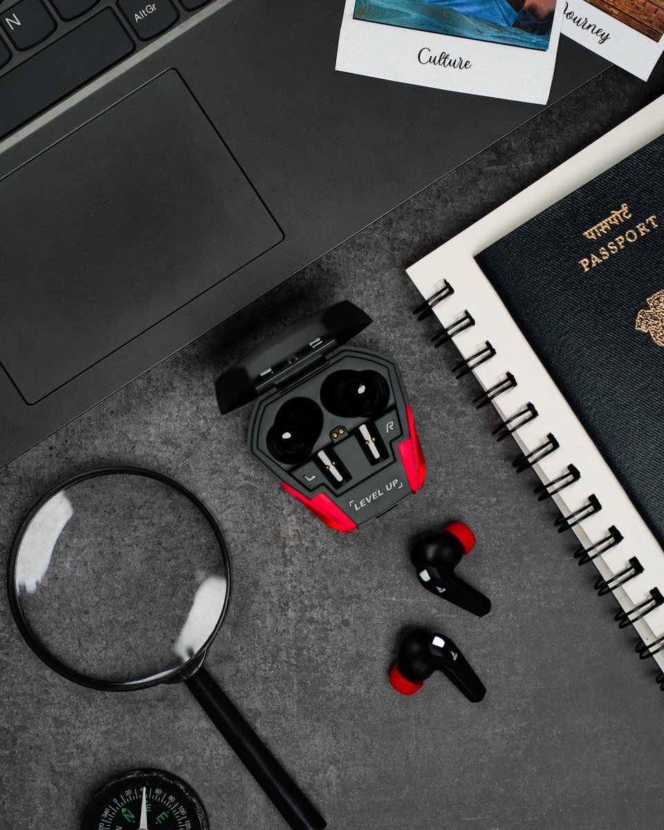 Recent work for <a href="/RockWithboAt/">boAt</a> 
#flatlay #productphoto #productphotography