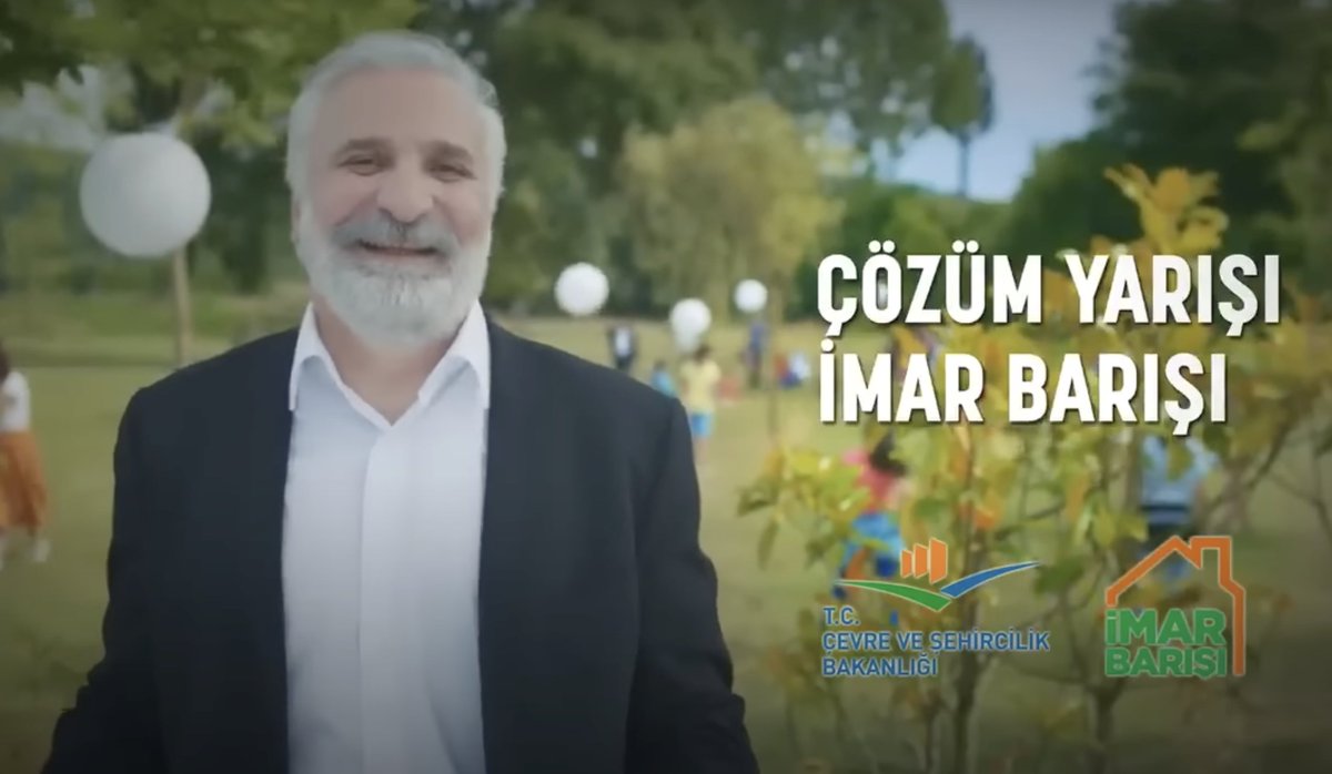 Sadece benim doğduğum Hatay'da "affedilen" 56.034 bina var. Depremden etkilenen 11 ilin toplamında "affedilen" bina sayısı 240.000. Enkazın altında inleyerek öldü yakınlarım. Ve milyonlarca kaçak ve çürük yapıyı meşrulaştırdıkları imar barışının reklam yüzü bu adam 54 gündür