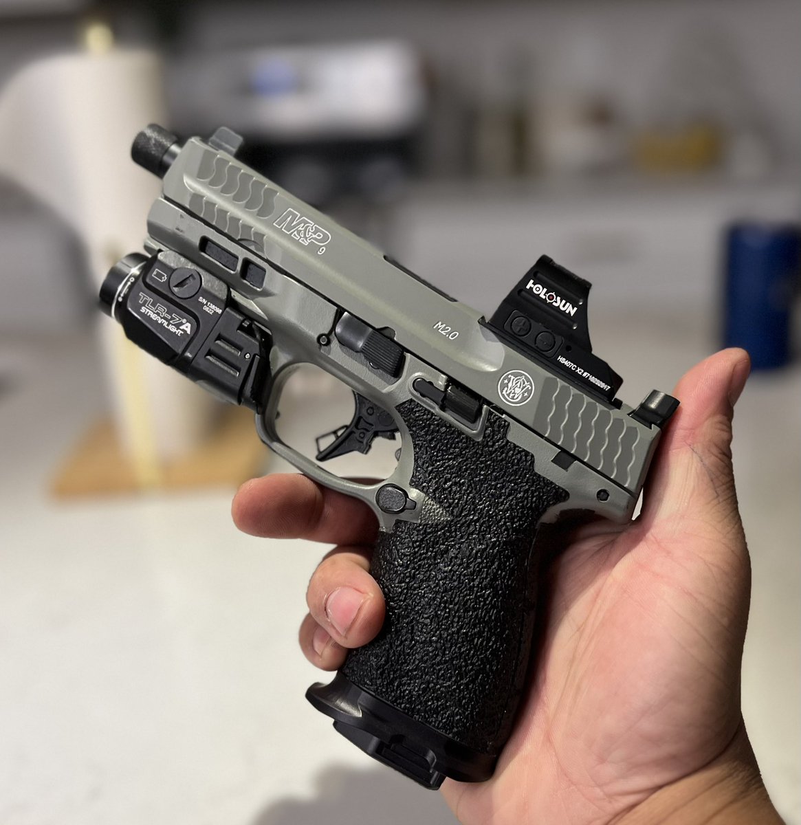 Sdot_Berry's tweet photo. @Smith_WessonInc X FloydsCustomShop magwell and extender #2Ababy https://t.co/cBgZIYtTIo