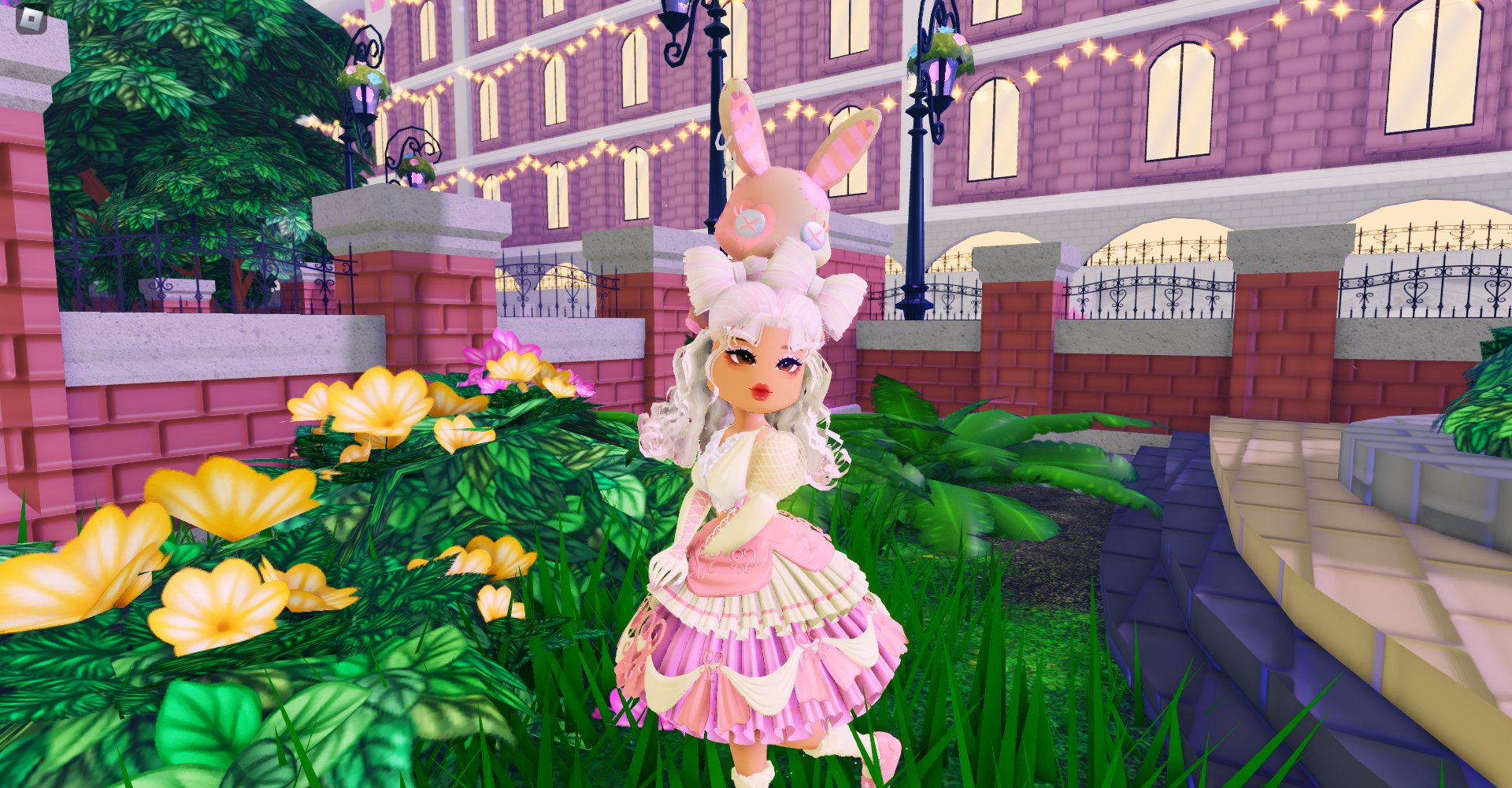 Royalty Kingdom 2 🌨️ on X: ROYALTY KINGDOM 2 EASTER PARTY UPDATE OUT NOW!  ONLY IN NEW SERVERS #ROYALTYKINGDOM2    / X