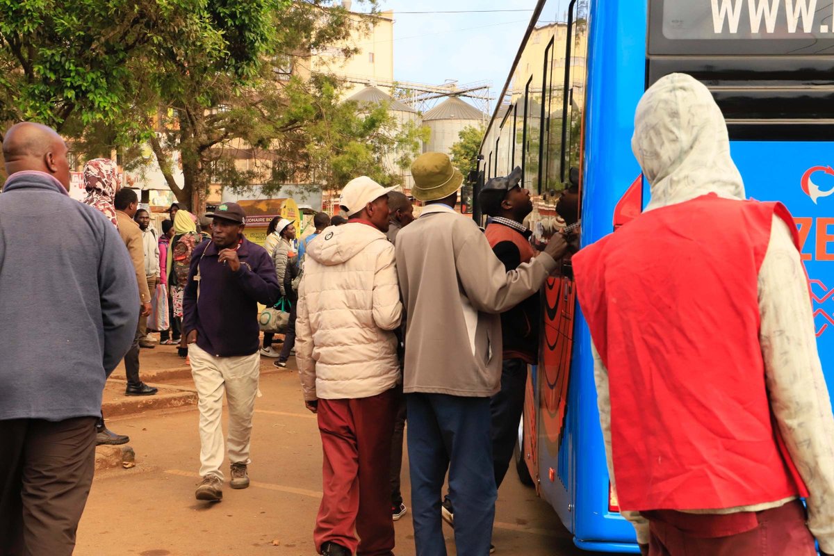 ExodusMobility's tweet photo. As we get back on the road today, join us in celebrating the inaugural Sunday Bus Service this Palm Sunday. We'll be along Ngong Road from 6:30 a.m. to 4 p.m. ferrying you to your place of worship. Let us be part of your journey! #exodusmobility #completeyourjourney #Sundayride https://t.co/7C3PPVkxui