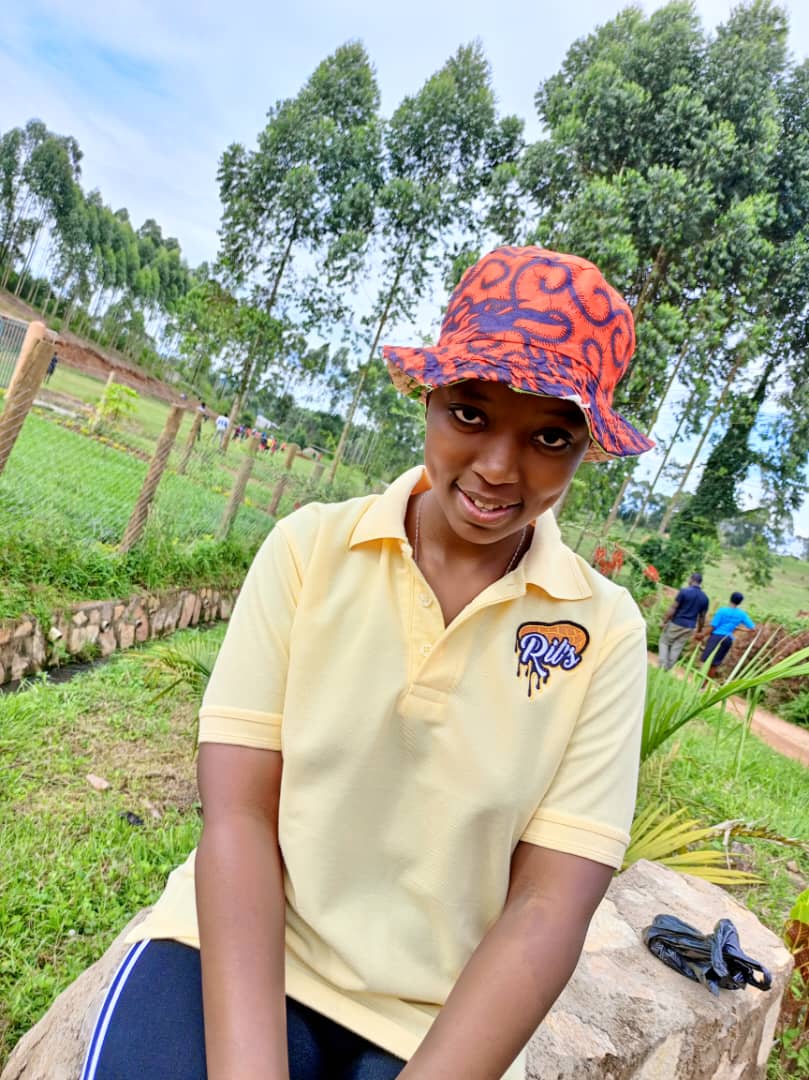 SNamasinga's tweet photo. New smile🤩 new health🧑‍⚕️but all these will come when u start enjoying RIL's peanut 🥜 butter otherwise happy new month ba dia @rilspeanut https://t.co/l42N2nQA0o