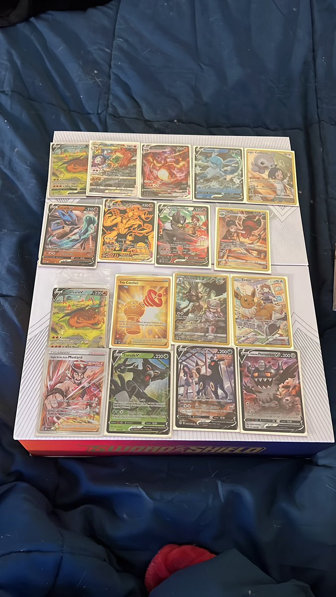 The pulls from the zard boxes #pokemon #booster #swordandshield #Charizard