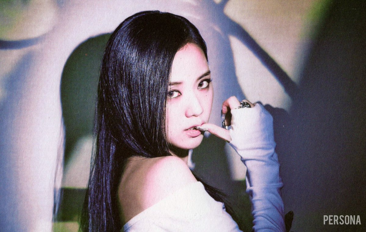 Jisoo's 'FLOWER' has recorded 40 million views and 4.8 million likes in its first 24 hours on YouTube. 

It's the biggest opening day for a music video released this year by a K-Pop act.

cr chartsblackpink
#JISOO #FLOWER #AllEyesOnMe #ME