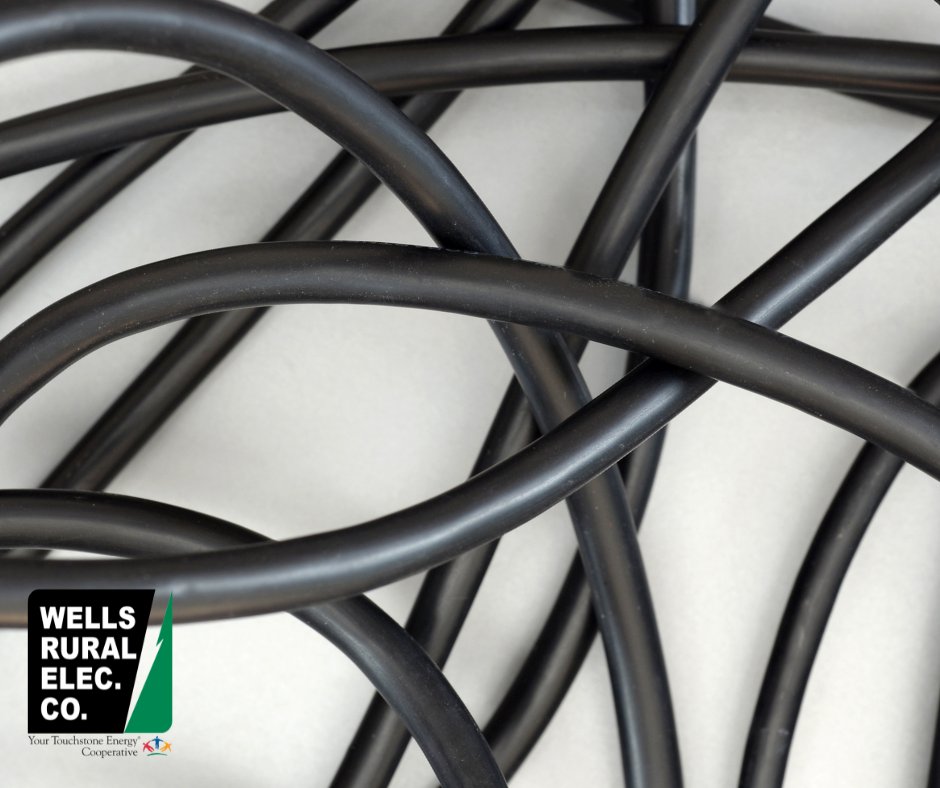 For your safety, store cords away from walking surfaces. When repeatedly stepped on, they can wear out and cause a fire.🔥