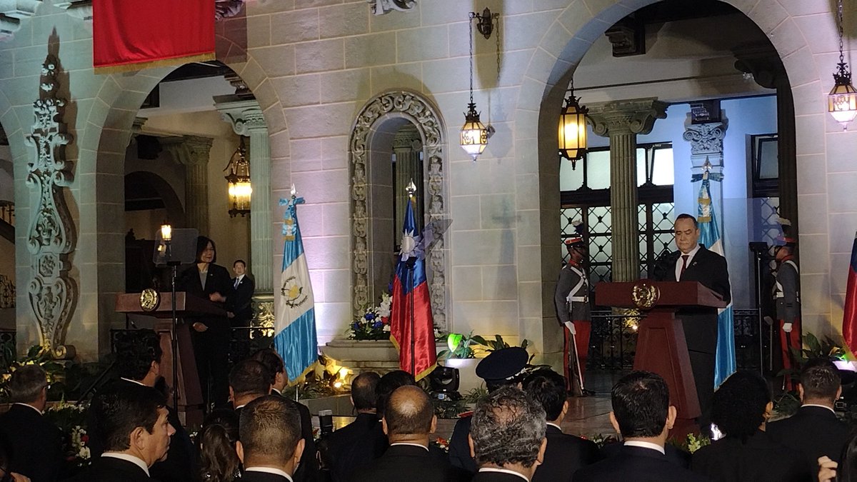 MishelleTGW's tweet photo. Durante el mensaje a los medios de comunicación,  el presidente de la República expuso que Taiwán ha sido un país muy solidario con Guatemala y ha brindado apoyo en temas fundamentales para el país.

@TGWdigital https://t.co/b1Lyzfcukz
