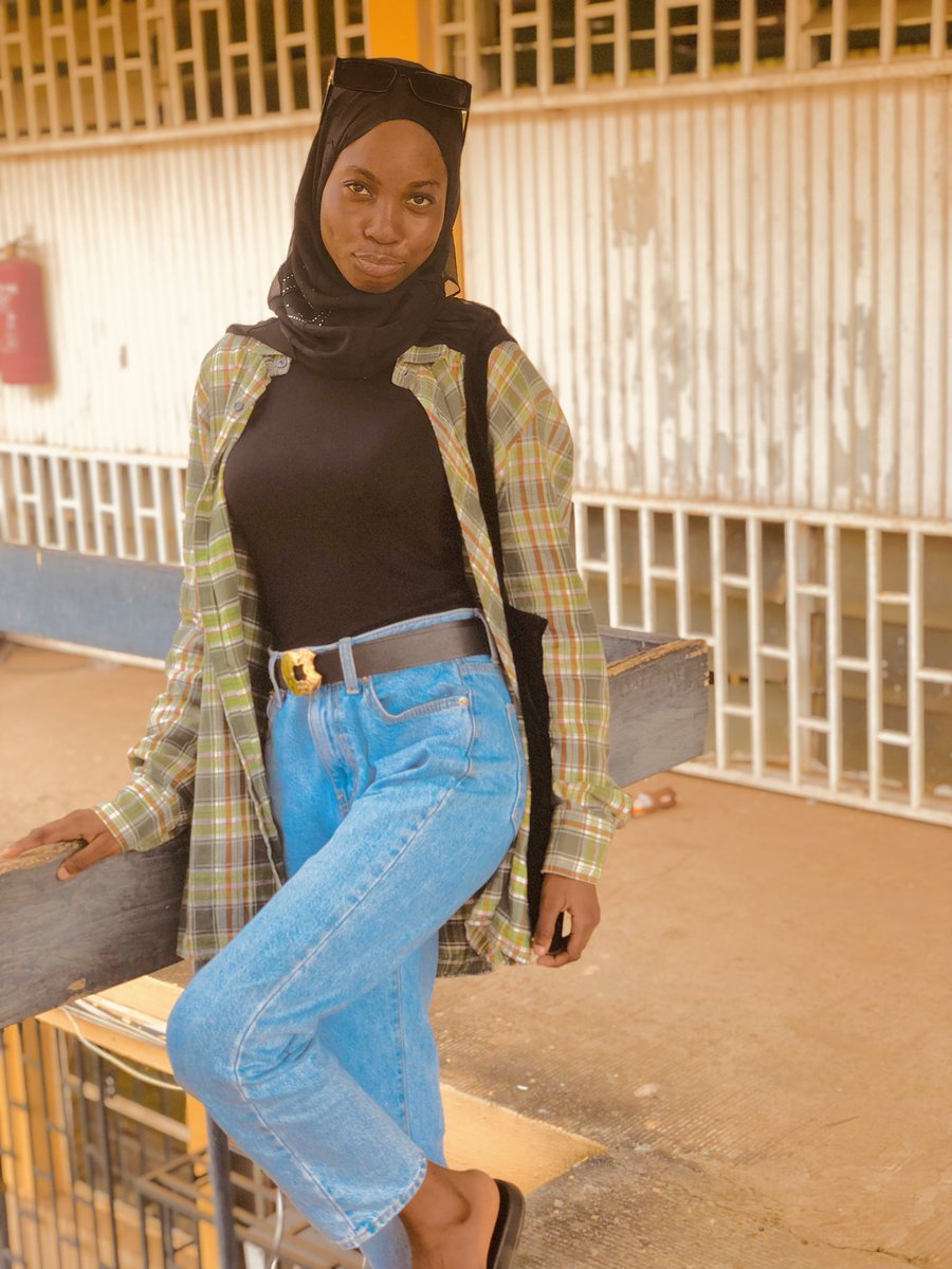 QueenHarry222's tweet photo. Happy new month ❤️

April 😚

#Ameenah ❤️ https://t.co/7GcuJWHk5D