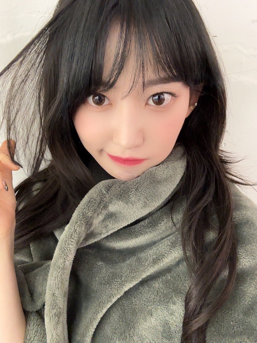 กรี๊ดดดดดดดด อิเหี้ยยยยยย มาจริงแล้วหน้าม้าซากุระกลับมาแล้ว ทุกคน ทุกคน ทุกคนนนนนนน ฮืออออออ น่ารักชิปหาย แรงมาก แรงสุดๆ คาวาอี้ตะโกน 😭😭😭😭😭