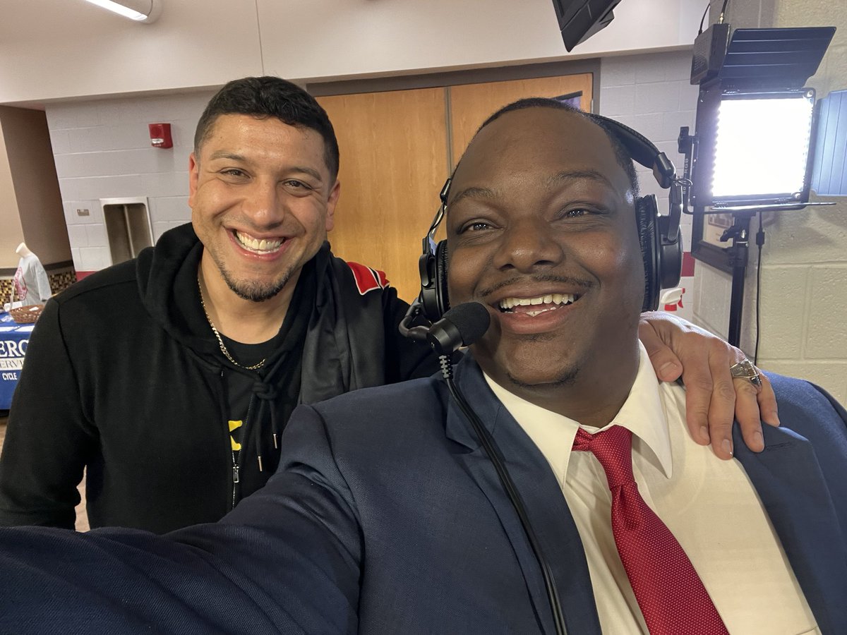 GovanNathan's tweet photo. Great interview with Reading High School’s Rick Perez during our Reading Rebels ⛩️broadcast. Congratulations again to the Red Knights on their 3rd State Championship in 7yrs. The team was honored at tonight’s game.#ReadingRebels⛩️🏀🗣️🎙️📺@CoachRickPerez @_ReadingRebels https://t.co/oU8EmYASym
