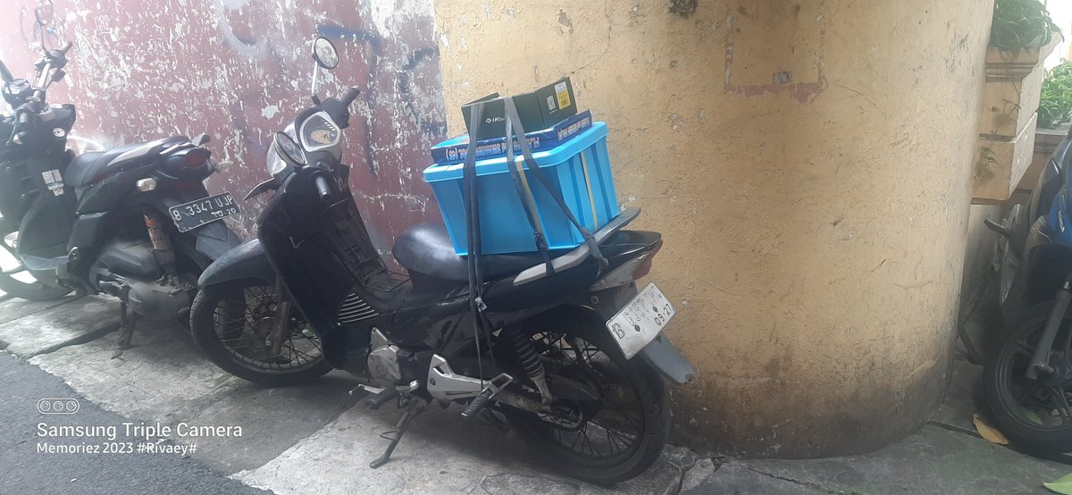 munirel's tweet photo. Terima kasih atas pemberian alat, setelah 5 hari usai pelatihan teknisi AC, semoga kita selalu sukses 
@Disnakertransgi 
@jakpreneur
@KemnakerRI 
@DKIJakarta 
#SobatJakut
#tetapbangga 
#suksesselalu https://t.co/H45o3jBMpO