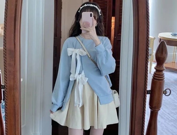 bluepeachh00's tweet photo. @sosmedkeras skirt suit ^ sweet n fresh
https://t.co/ZEqQOogerG https://t.co/M8poogG1vA