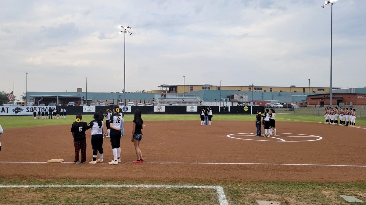 WEHS SOFTBALL tweet media