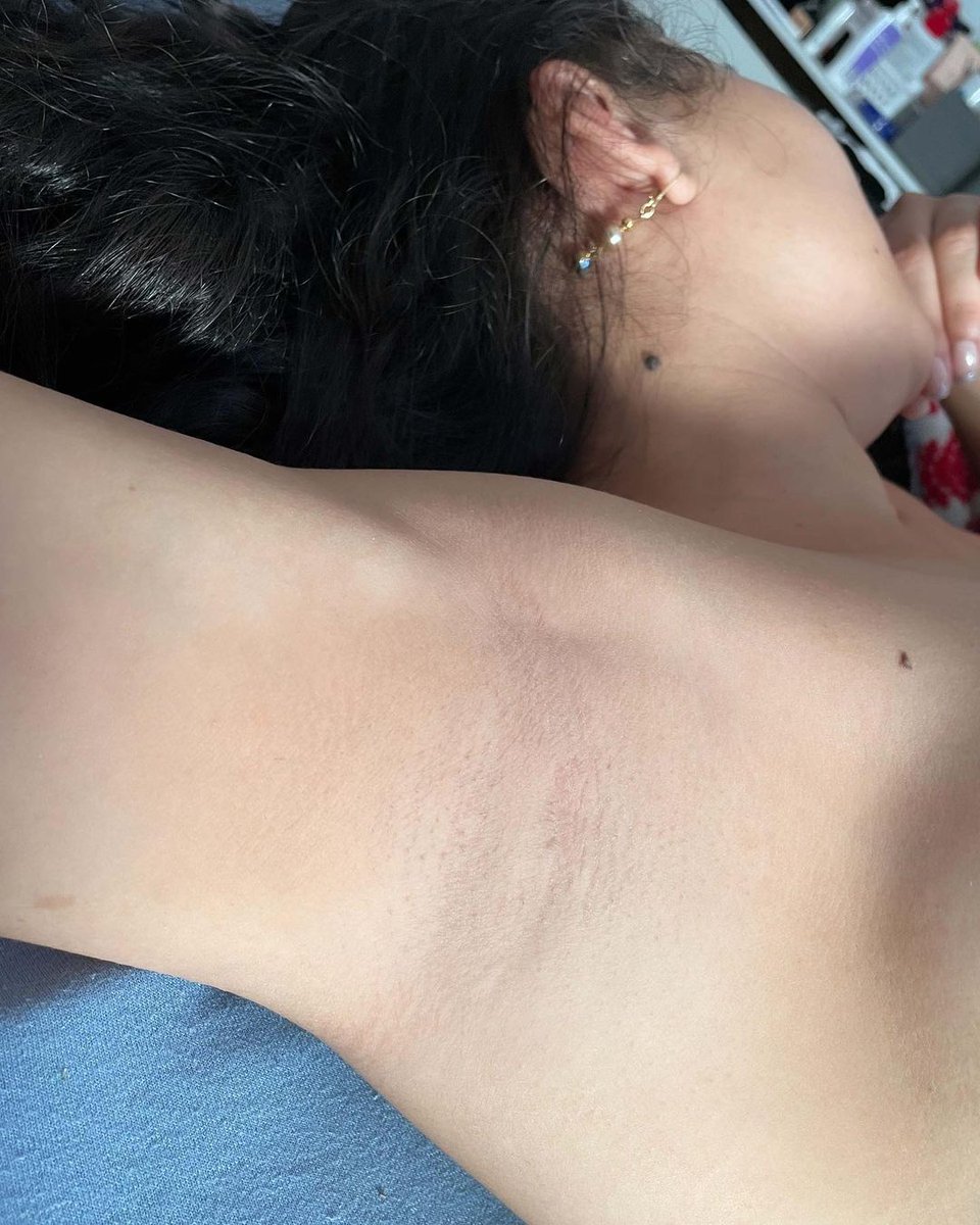 wildRamadevice's tweet photo. Tag armpit lovers...! 💦❤️👅 https://t.co/8MKCoNiGEz