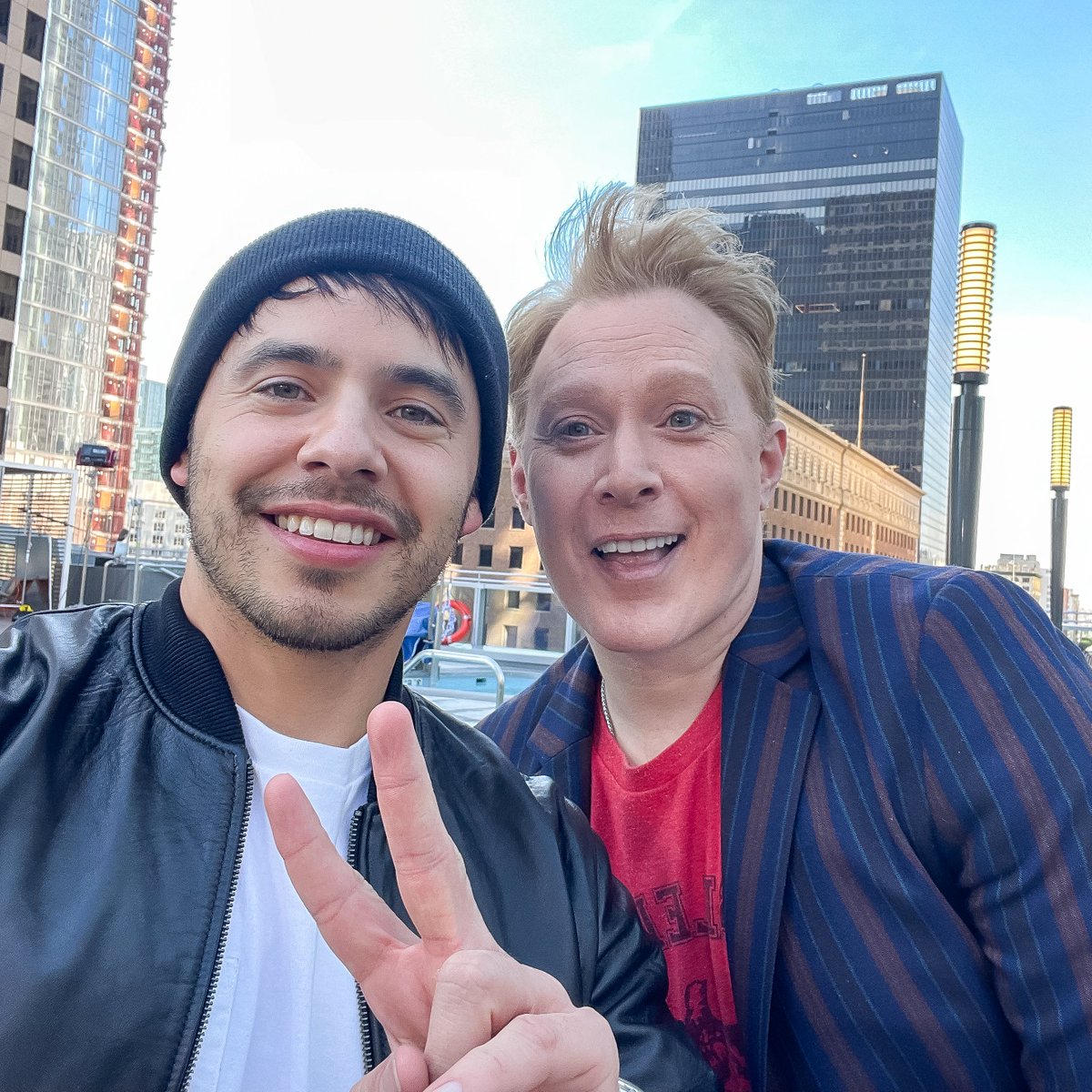AmericanIdol's tweet photo. What's your favorite @DavidArchie or @clayaiken moment from #IDOL? 🎤🎤

New episodes tomorrow and Monday on ABC!! https://t.co/orw4rYbfJo