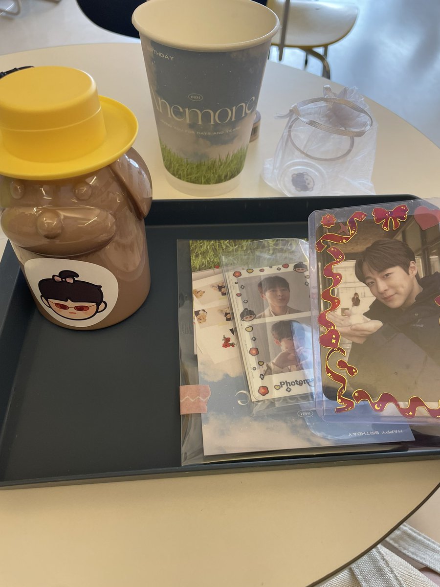 twe1ve_days's tweet photo. #인혁_당신을_사랑합니다
너무어무어무너무 귀여워요🥺🥺🥺🩵🩵
간동거에 한표 던지고 왔습니다… 🩷🥺 https://t.co/OCeLQNvh7p