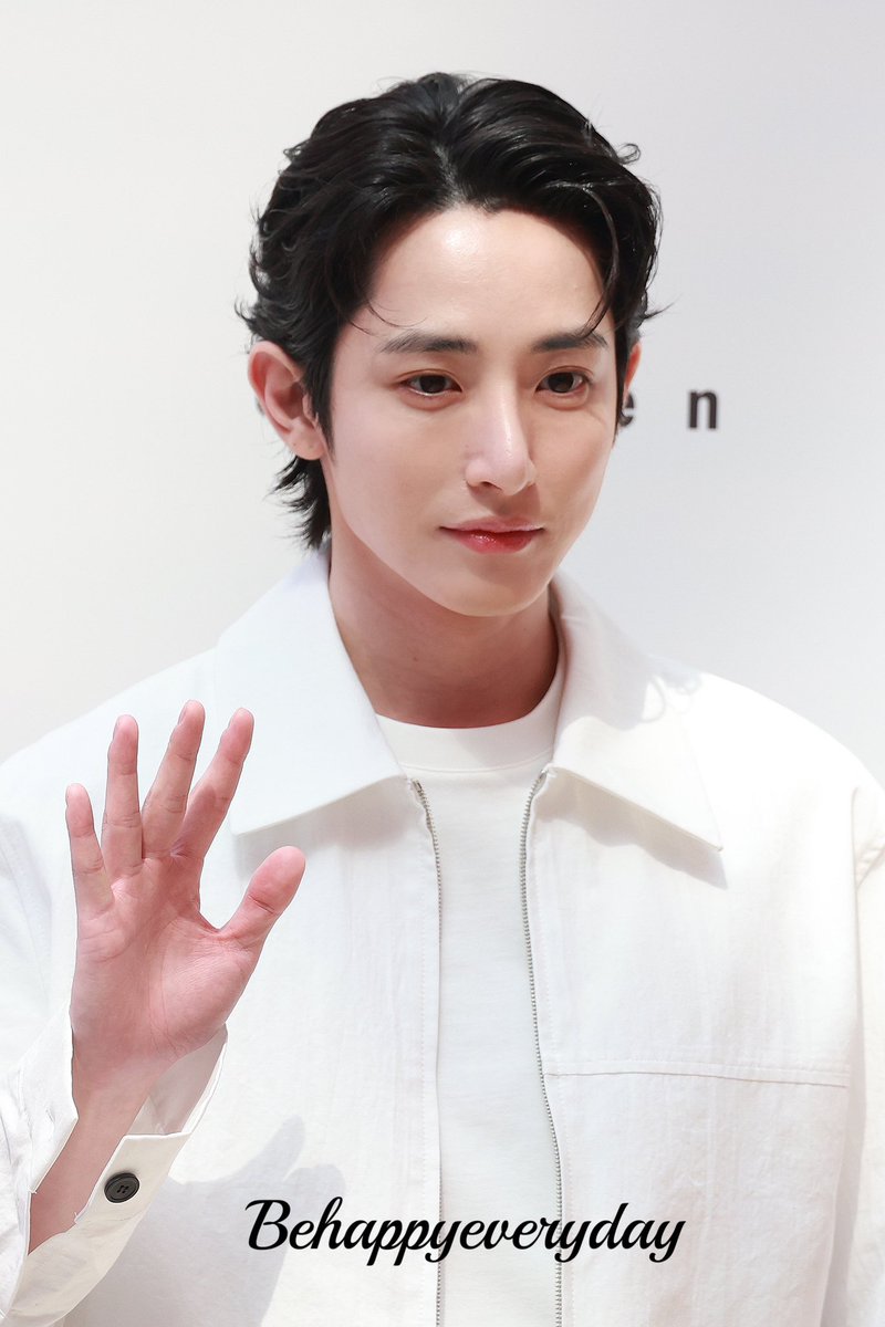 4.1 comgen

🫡
#comgen #컴젠 #이수혁 #イスヒョク #イ・スヒョク #leesoohyuk #李洙赫 #로찢남 @LXXSXXHKKK