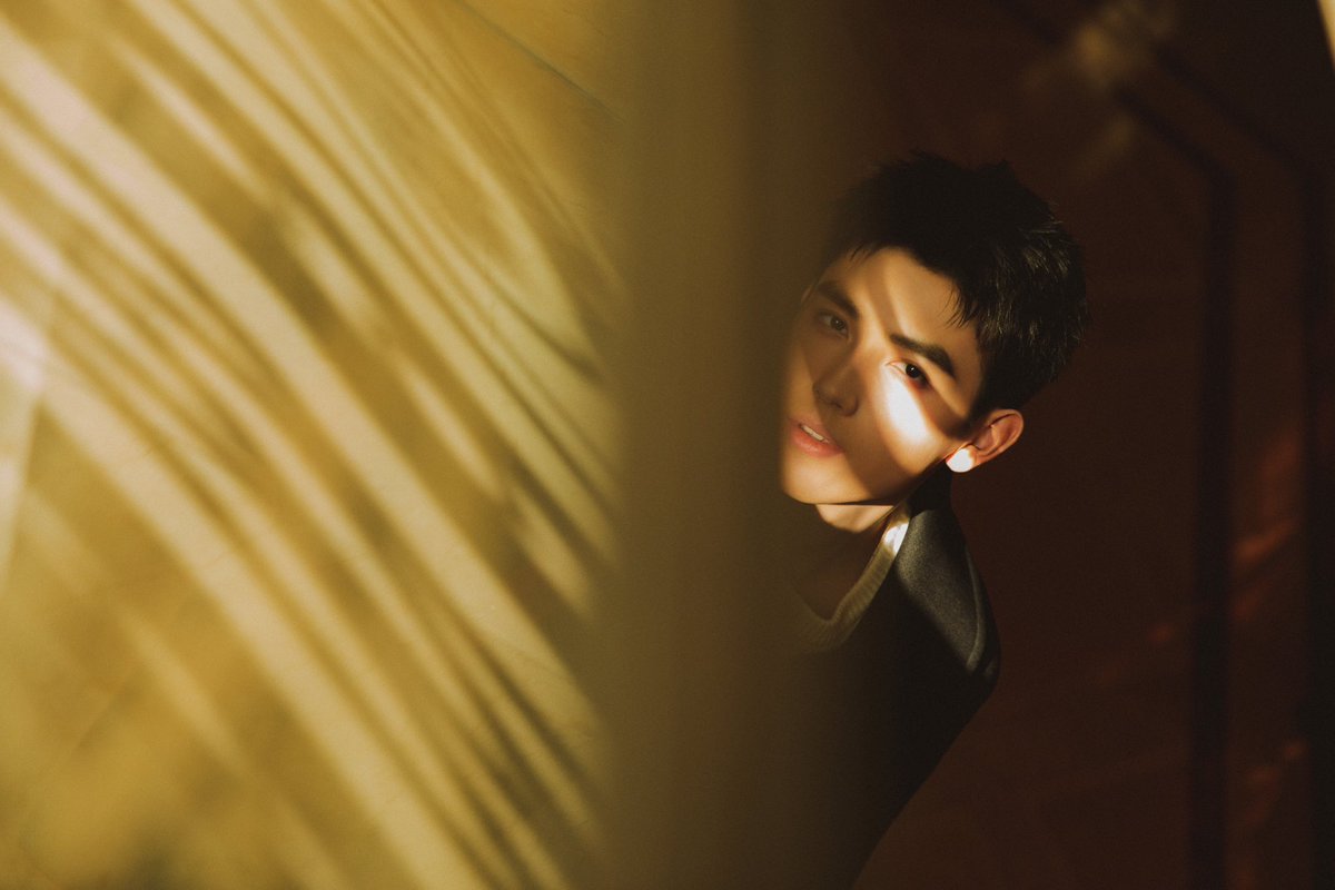 ChenFeiYuPeru's tweet photo. 【📷】230331 || 📍 Actualización del Studio de #ChenFeiyu en Weibo.

📝 - "En una tarde soleada, me alegro de conocerte.  🎞️✨ Te veo el siguiente viernes en el cine 🎥"

Cr: 陈飞宇工作室
Trad. al español: Chen Feiyu Perú 

#陈飞宇 #진비우 #เฉินเฟยอวี่​#ArthurChen #ChenFeiyuPerú https://t.co/BG1VmFApwN