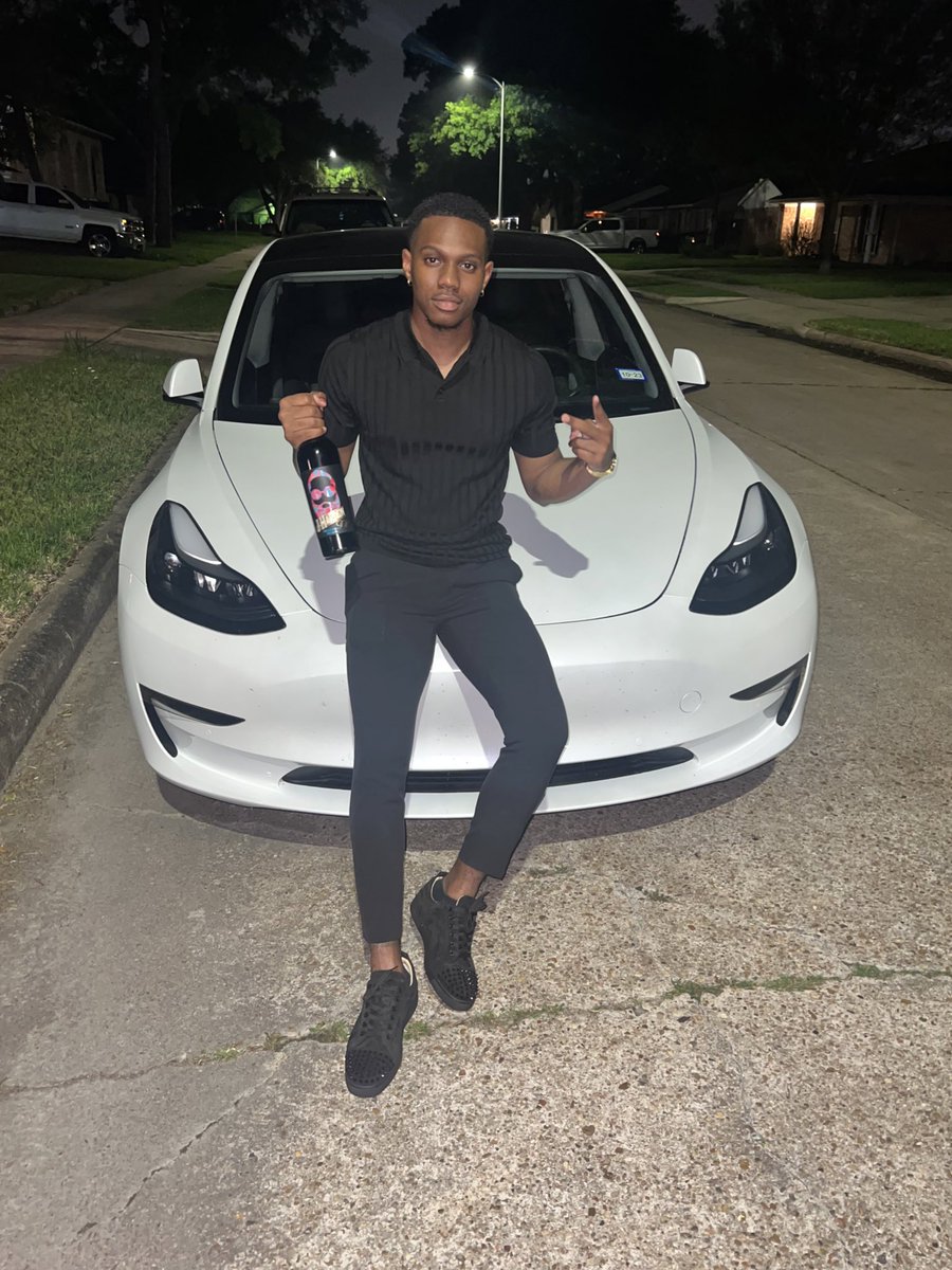 DAJ___2's tweet image. Mamba year🎱🎉