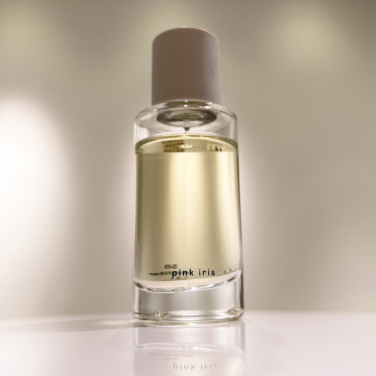 Abel｜ピンクアイリス 生きている 春 の香り。 100%の天然香料が魅せる