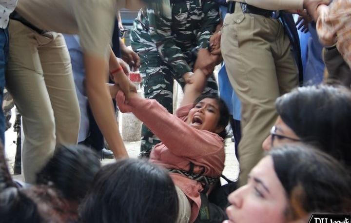 shine_filtered's tweet photo. #justiceforipstudents https://t.co/LcawNRmq0o