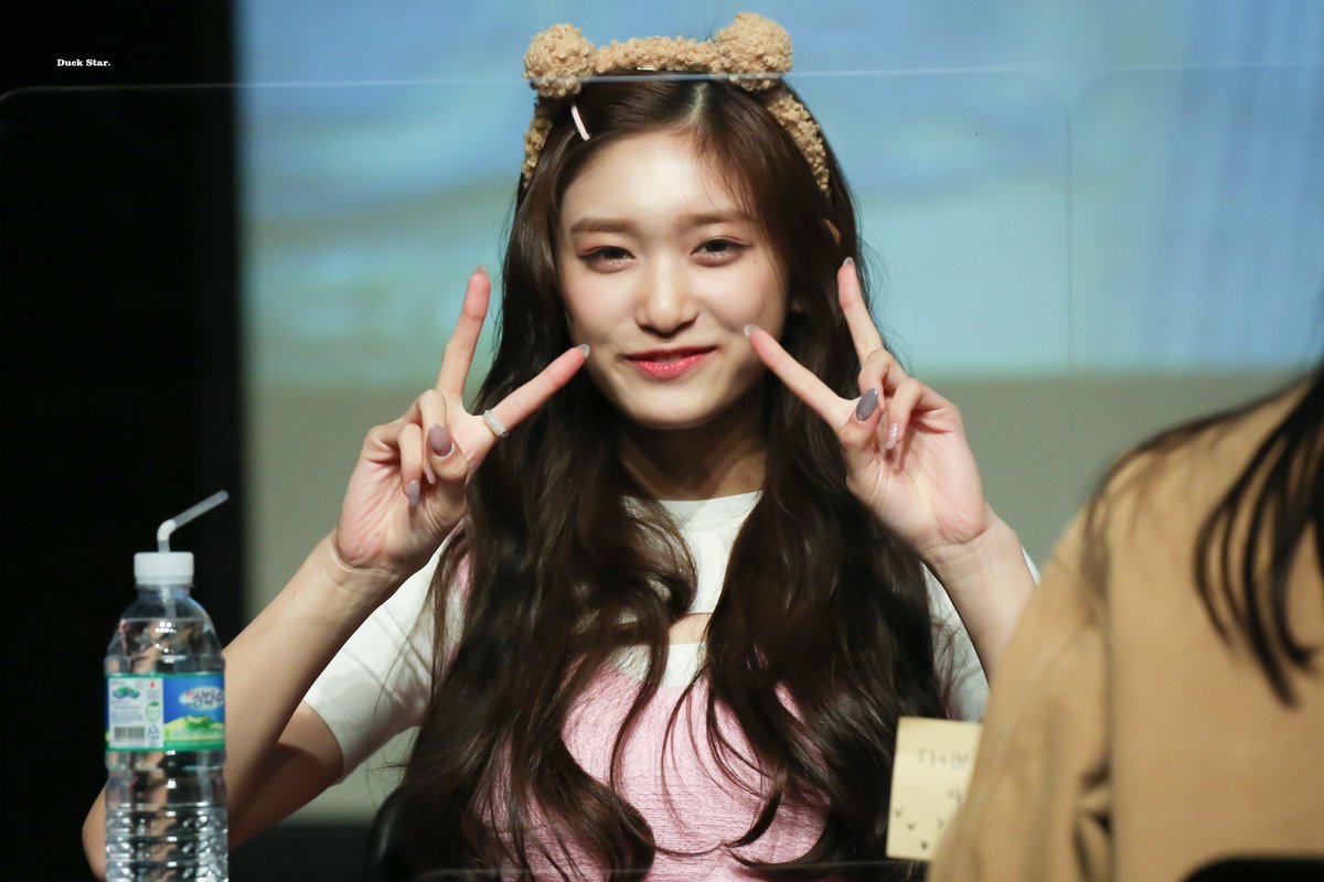 duckstar_0929's tweet photo. 211211 HQ

#Leeseo #이서 #아이브 #IVE https://t.co/UGXd4rq1UM