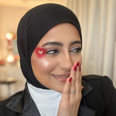 NadiaZaidMakeup's tweet photo. #NewProfilePic https://t.co/FiNWs994jW