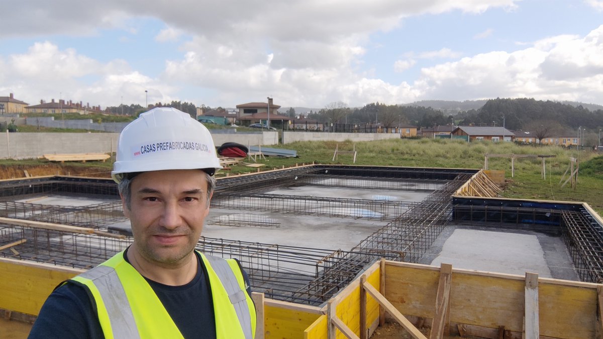casas_prefa's tweet photo. Por fin chegou a #ferralla dos #cimentos da #casa do Rego de Andel en #Miño A #Coruña En https://t.co/YherZ8qK1Z contarémoscho... Twittéanos @casas_prefa #CasasPrefabricadas https://t.co/EeaHDlPQTC