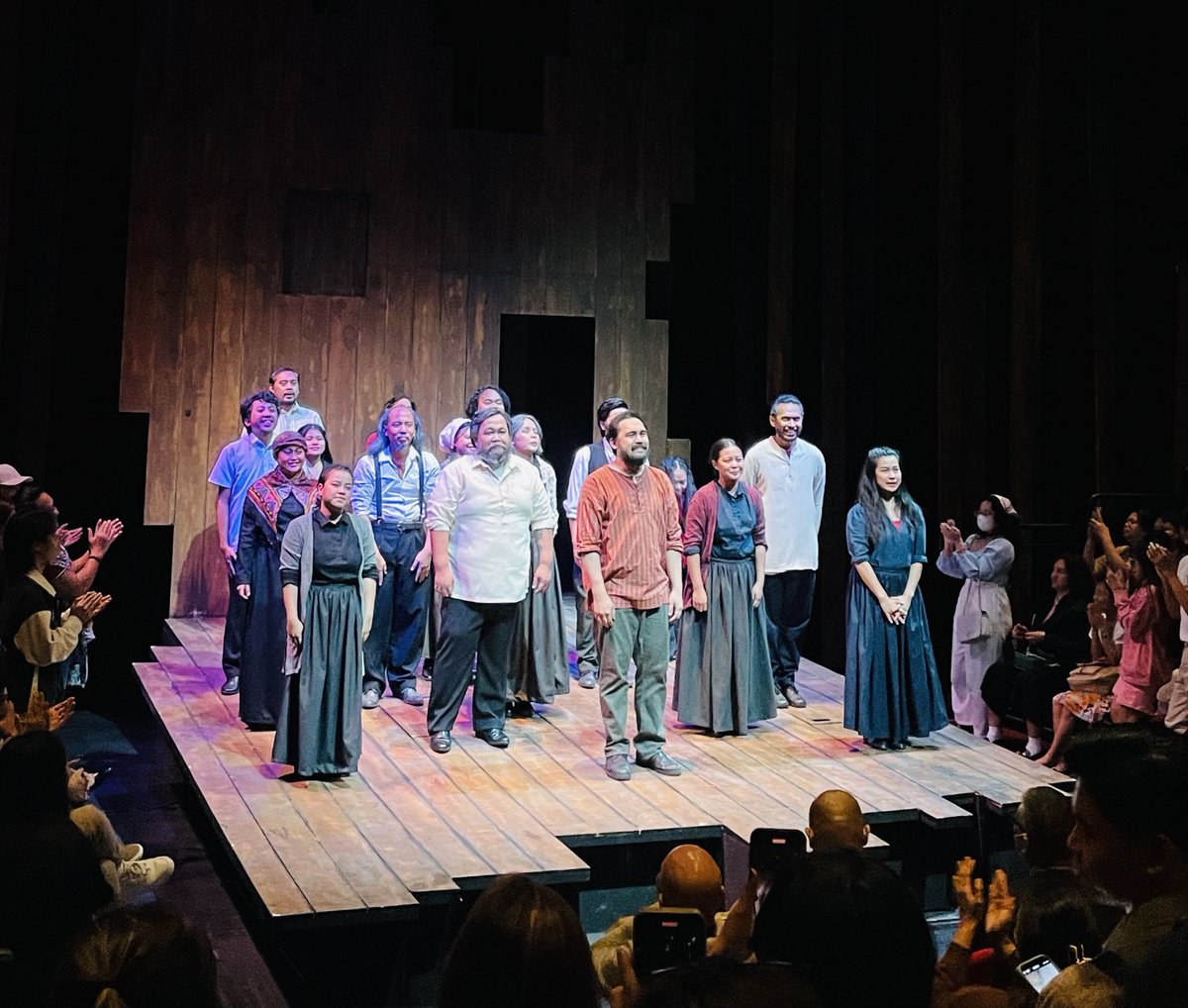 JervisManahan's tweet photo. Watched four theater plays this March and another one on the first day of April!
• PETA's #WalangAray
• Tanghalang Pilipino's #AngPaguusig
• The Sound of Music
• Ateneo Blue Rep's #ZsazsaZaturnnah2023
• Dulaang UP's #RosangTaba
My heart is happy! 🫶🏼 https://t.co/YbXImRh8UC