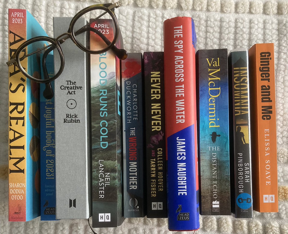 My #marchwrapup including one #library book and a couple of #readalongs and #blogtours A very good month! 📚
#bookblogger