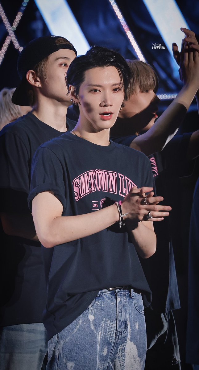 WinterEunhasu's tweet photo. 𝗛𝗮𝗽𝗽𝘆 𝗔𝗽𝗿𝗶𝗹 𝗙𝗼𝗼𝗹'𝘀 𝗗𝗮𝘆🎶

#nct #WayV #SuperM #TEN #텐 #만우절 https://t.co/qGKSehjb7w