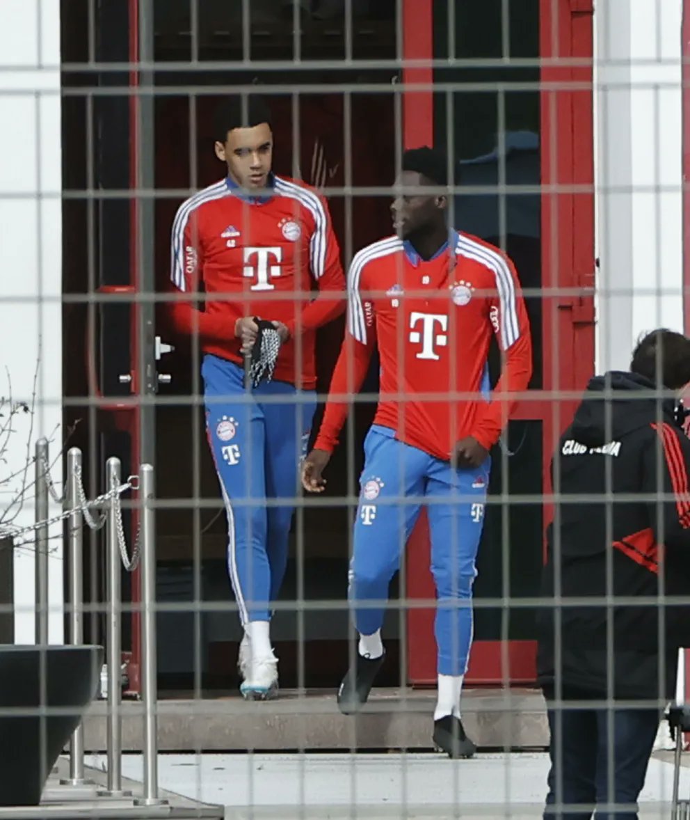 As expected, Jamal Musiala completed this morning's tactical session and will be in the squad today [📸 <a href="/BILD/">BILD</a>]