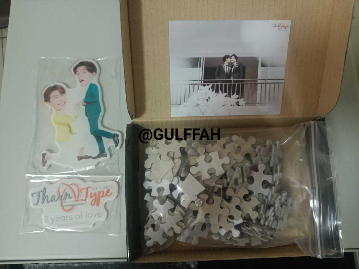 GULFFAH's tweet photo. ขายแสตนดี้ธารไทป์ แล้วก็จิ๊กซอร์ยังไม่ได้แกะ โฟโต้บุ๊ค

- สแตนดี้ 300
- จิ๊กซอร์ 200 (ยังไม่ได้แกะ)
- โฟโต้บุ๊ค 500
เหมารวม 900 บาท

ทักมาคุยเพิ่มเติมลดราคาได้เลยนะคะ
#ตลาดนัดมิวกลัฟ
#ตลาดนัดหวานใจมิวกลัฟ https://t.co/k7KlEt3mme