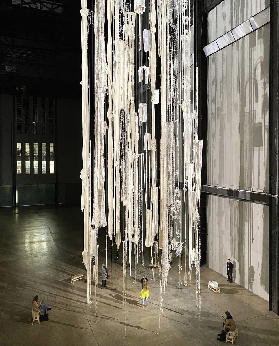 A poem of flowing textile, a forest woven in space, a tribute to our natural world. 🌍

Ghostly and beautiful, there’s not long left to see Cecilia Vicuña's Hyundai Commission: #BrainForestQuipu at Tate Modern. Visit for free, before 16 April 2023. ➡️ bit.ly/3nCkXFR