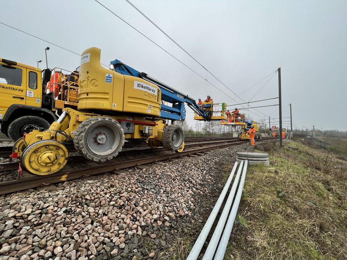 Tyne and Wear Metro tweet media
