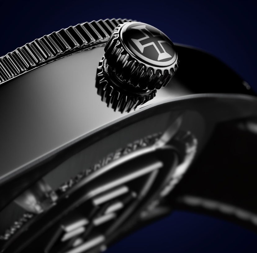 Our Ocean Seacrest Preto carries itself with a bold presence that finishes through its design into its mechanical movements. With its 38hr power reserve and Escudo Calibre 1488 Swiss movement, performance is not only striking but influential.

#EscudoWatches #luxury #dive #watch