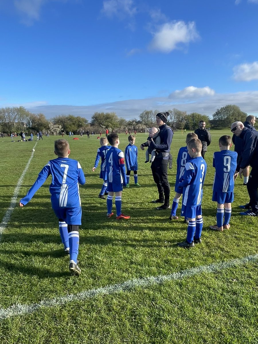 This is true grassroots football ⚽️ 

@Poulton_VicsFC 
#grassrootsfootball 
#wirralfootball