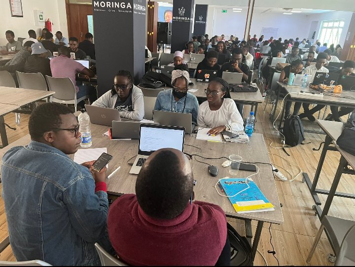 Techies at Ongoing #BeyondTheHype: Data Science Hands on Meetup by @DSEAfrica  at @moringaschool