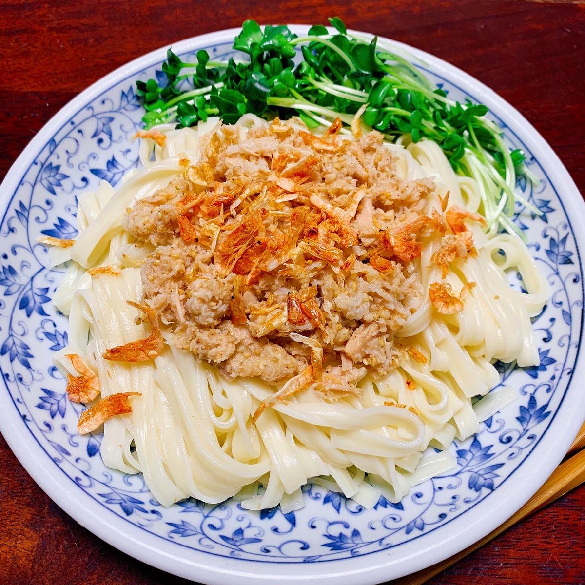 ３月自炊まとめ🍚 ① ツナ味噌うどん ② 焼き餃子/刺身こんにゃく酢味噌かけ/杏鮑菇絲湯(シンバオグースータン)/キムチ ③ 豚汁/キムチ/小松菜の胡麻和え/自家製 カブのもみ漬け ④ かき玉大豆麺