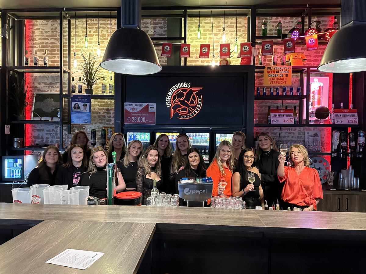 IJ'vogels Events tweet media