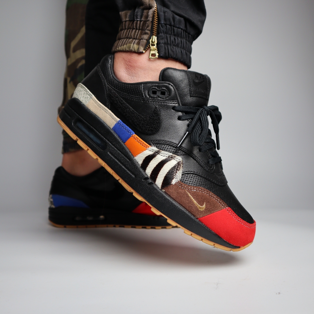 more_sneakers's tweet photo. Nike Air Max 1 'Master' 🔥🔥🔥
Released on Air Max Day 2017
Who still got a pair in the closet ?
#moresneakers #airmax1 #airmaxday #nike #nikeair #nikeairmax https://t.co/H3FAiR4skF
